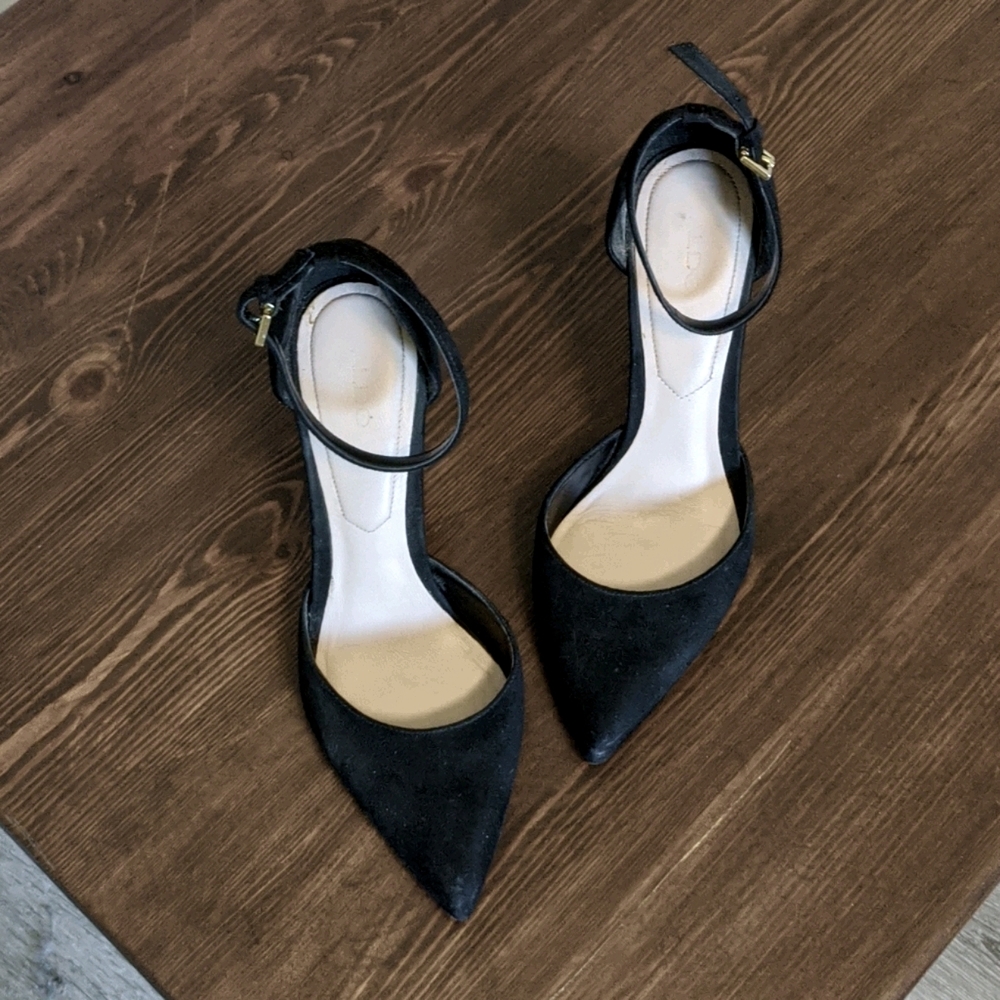 Black Suede Pumps with Strap